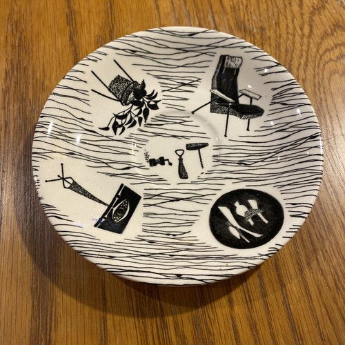 Saucer diameter - saucer, 5.5"